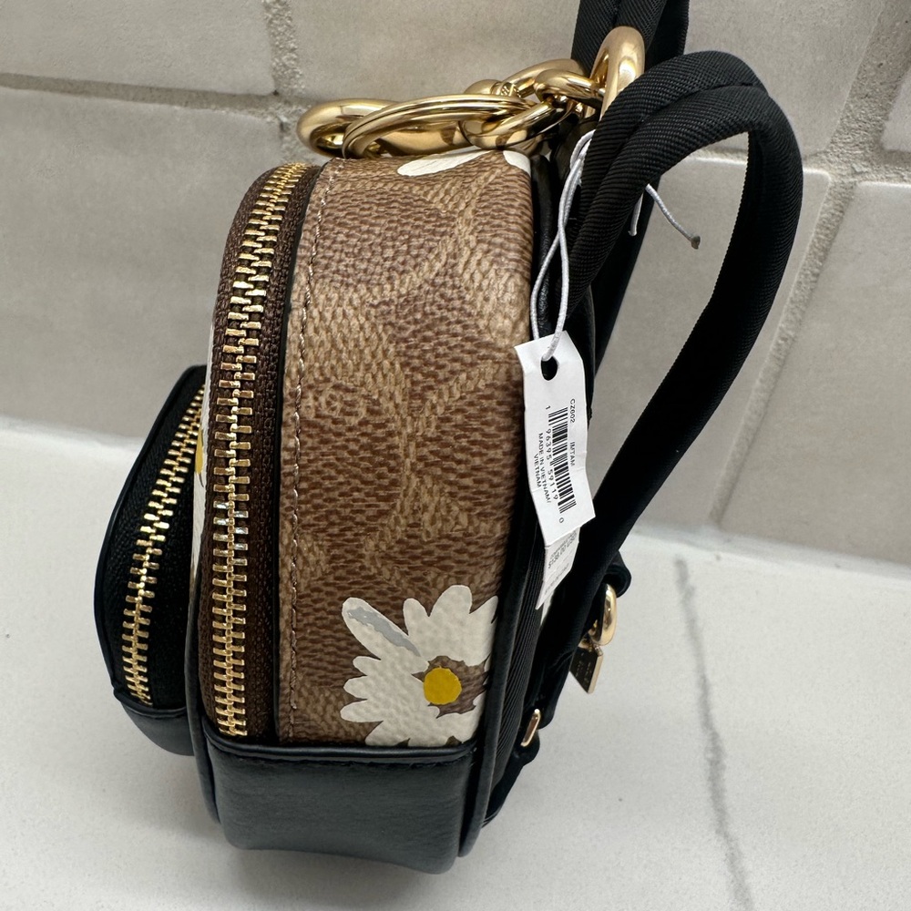 !!SOLD!!Coach NWT Mini Court Backpack KeyChain/Bag Charm - Picture 3 of 7